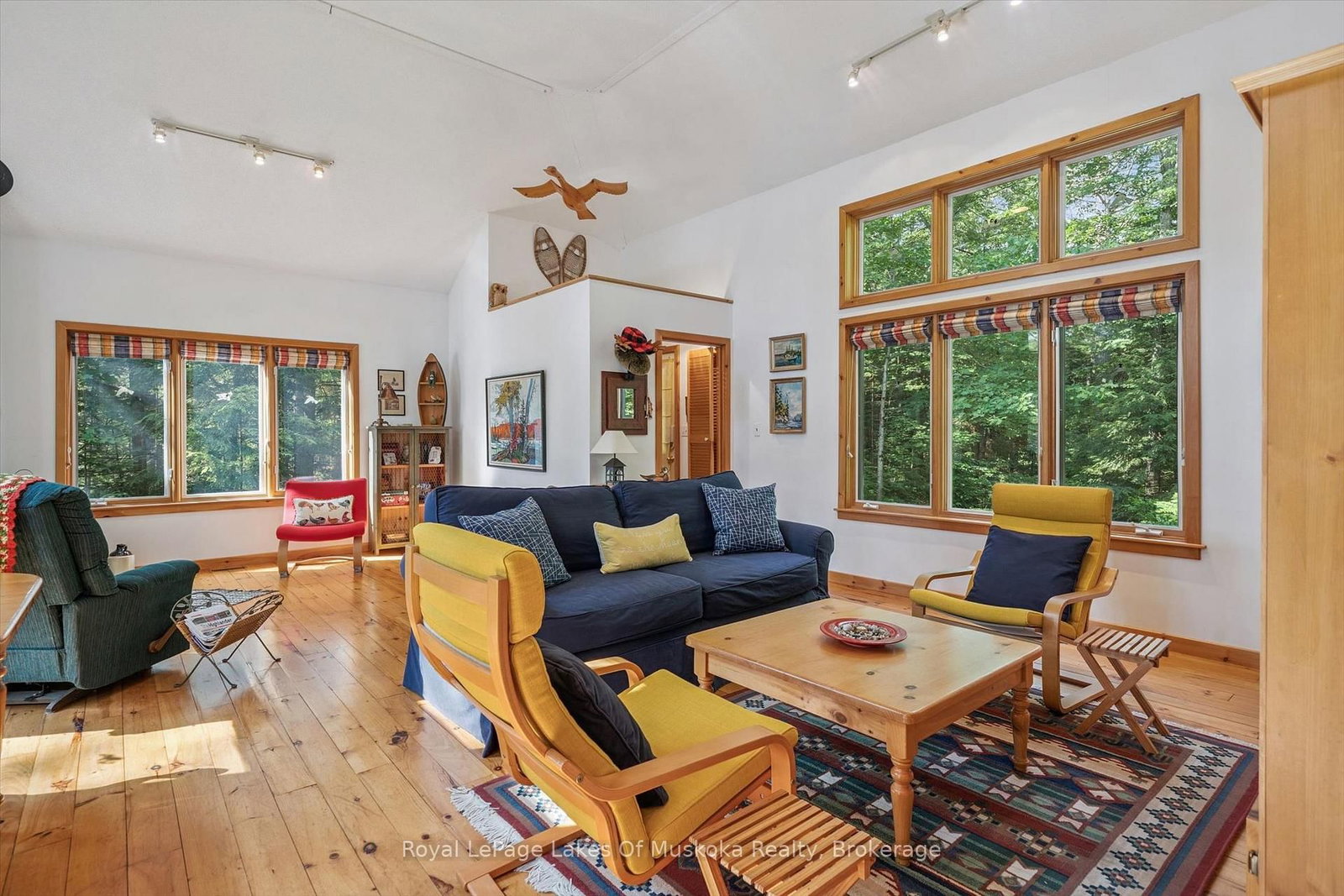 1117 Craftsman Drive • Algonquin Highlands, ON photo 9