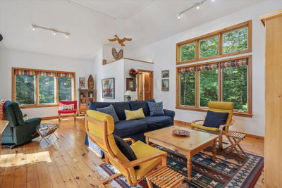 1117 Craftsman Drive • Algonquin Highlands, ON photo 9