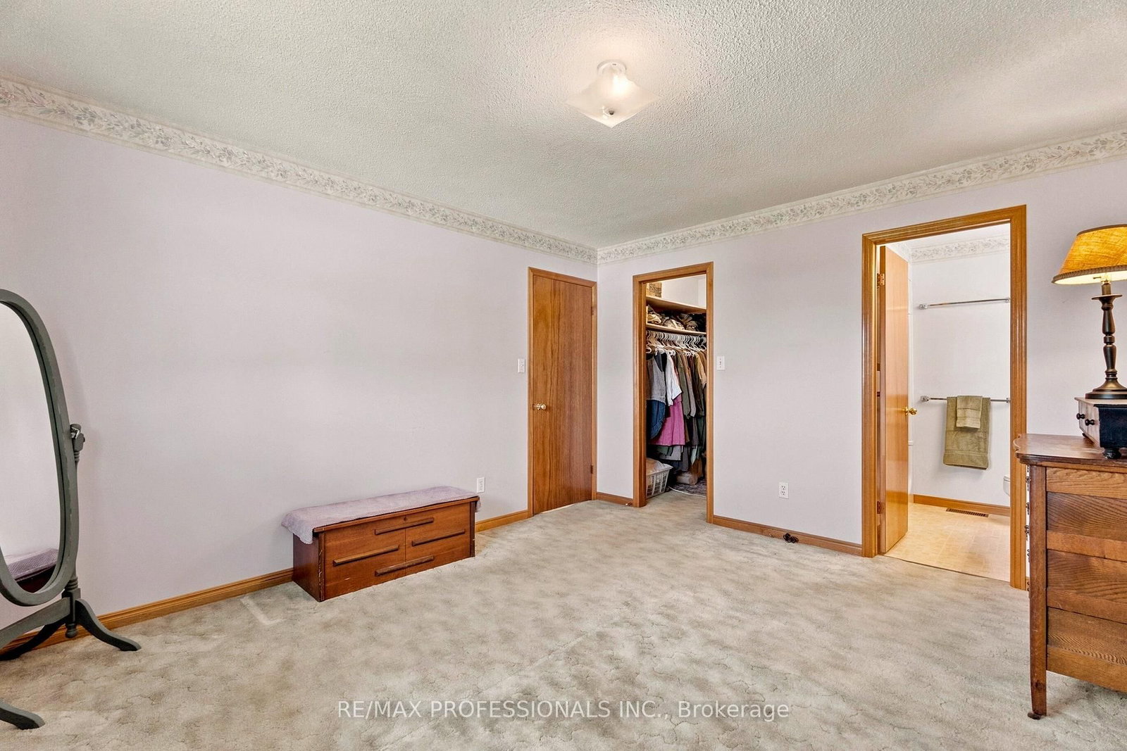 581 21st Avenue • Hanover, ON photo 21