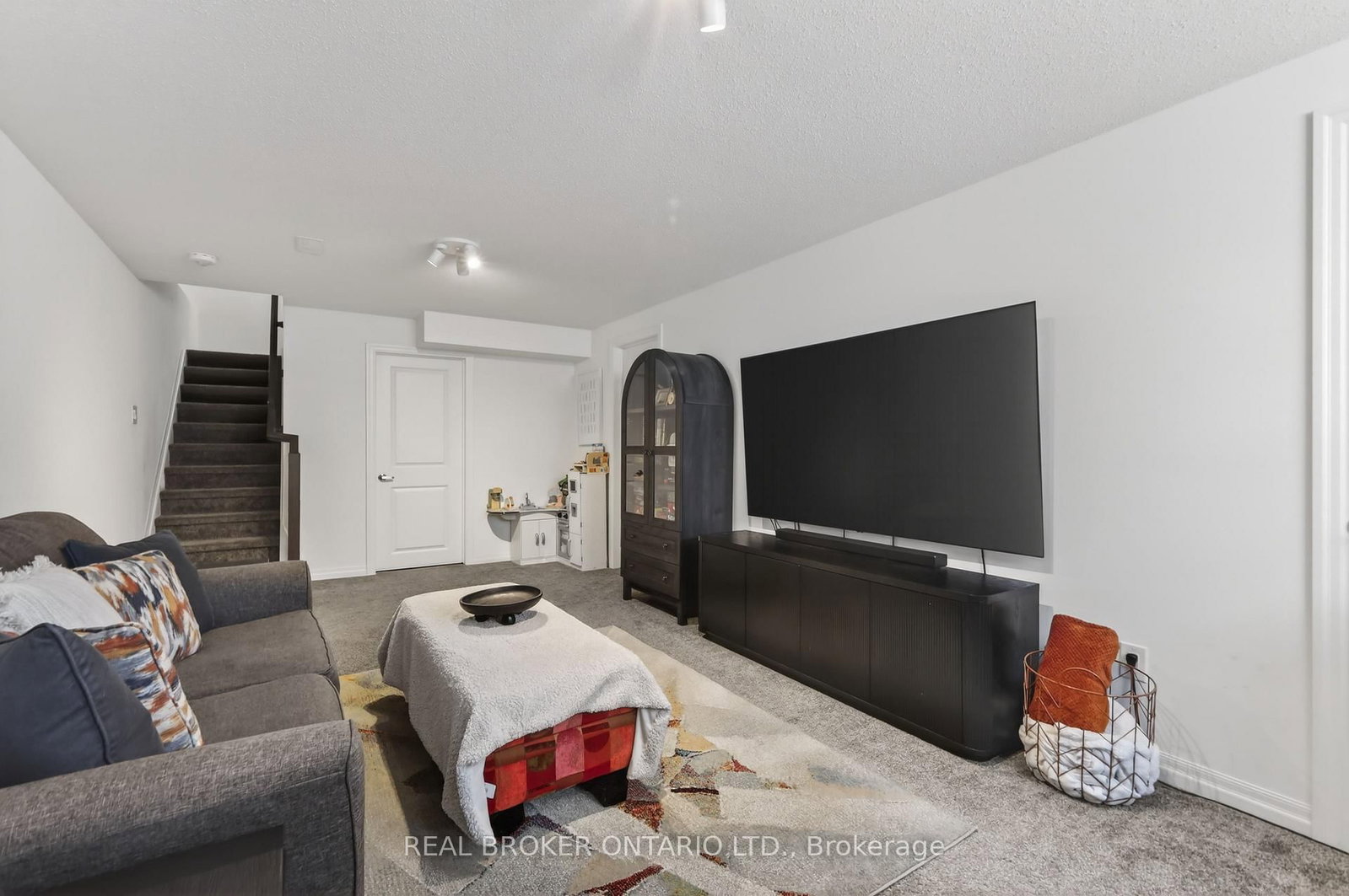 91 Chevron Place • Orleans, ON photo 35