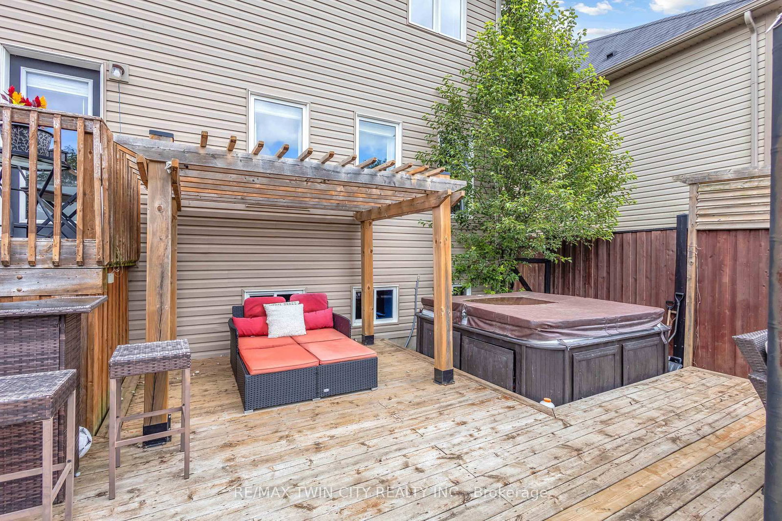 50 Bisset Avenue • Brantford, ON photo 42