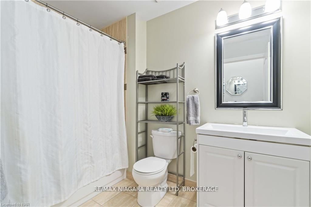 8111 FOREST GLEN Drive • #132 • Niagara Falls, ON photo 10