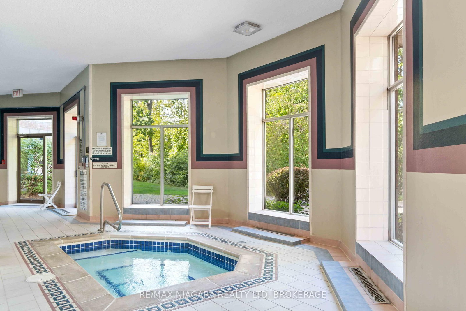 8111 FOREST GLEN Drive • #132 • Niagara Falls, ON photo 12