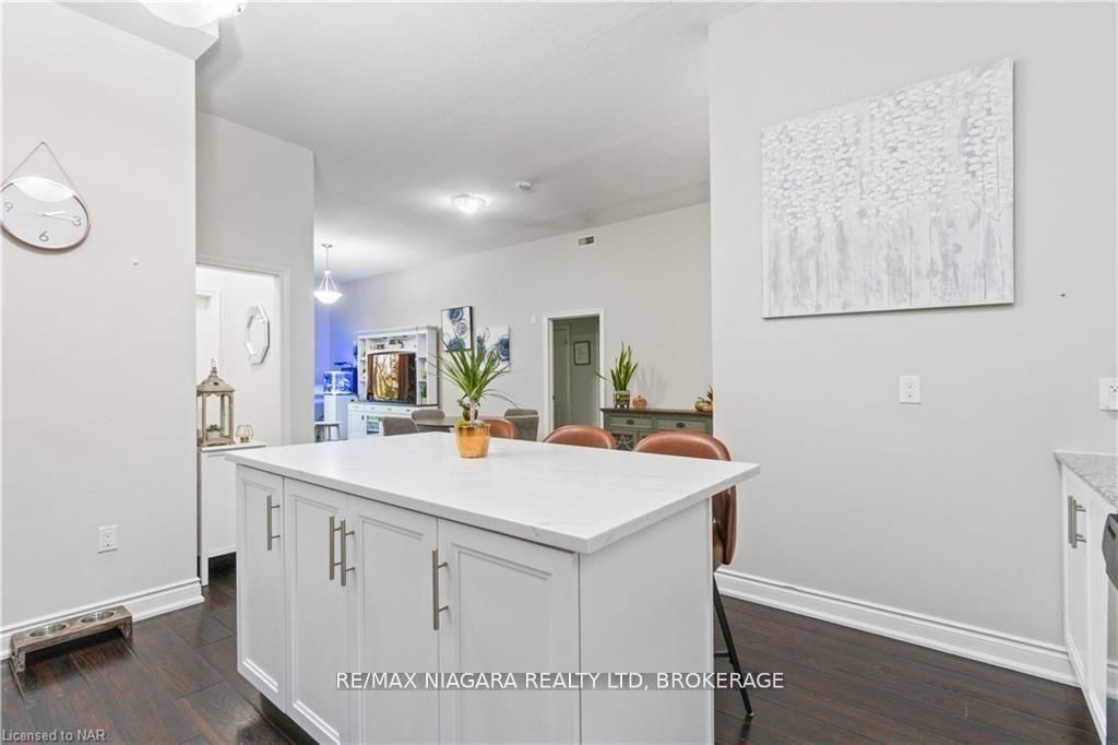 8111 FOREST GLEN Drive • #132 • Niagara Falls, ON photo 4