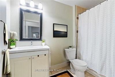 8111 FOREST GLEN Drive • #132 • Niagara Falls, ON photo 9