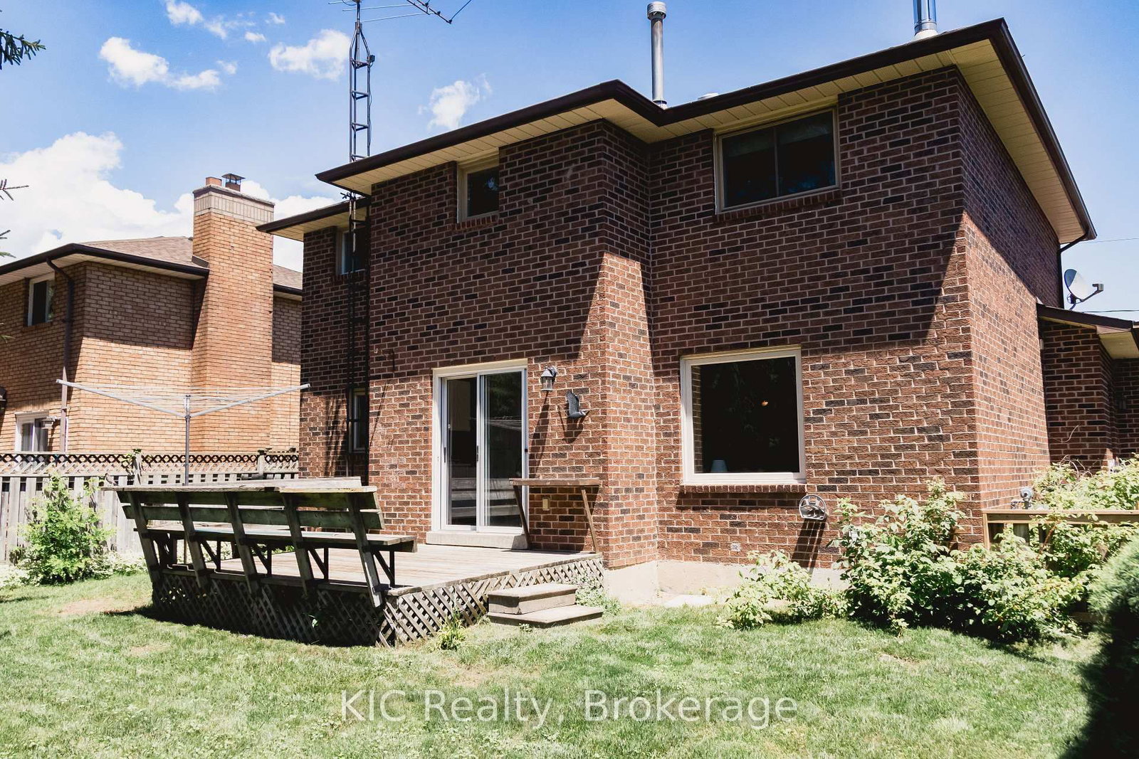 1013 Booth Street • Cobourg, ON photo 19