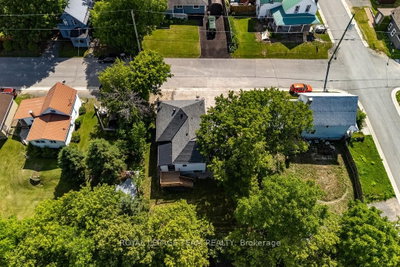 29 Gillies Street • Braeside, ON photo 3