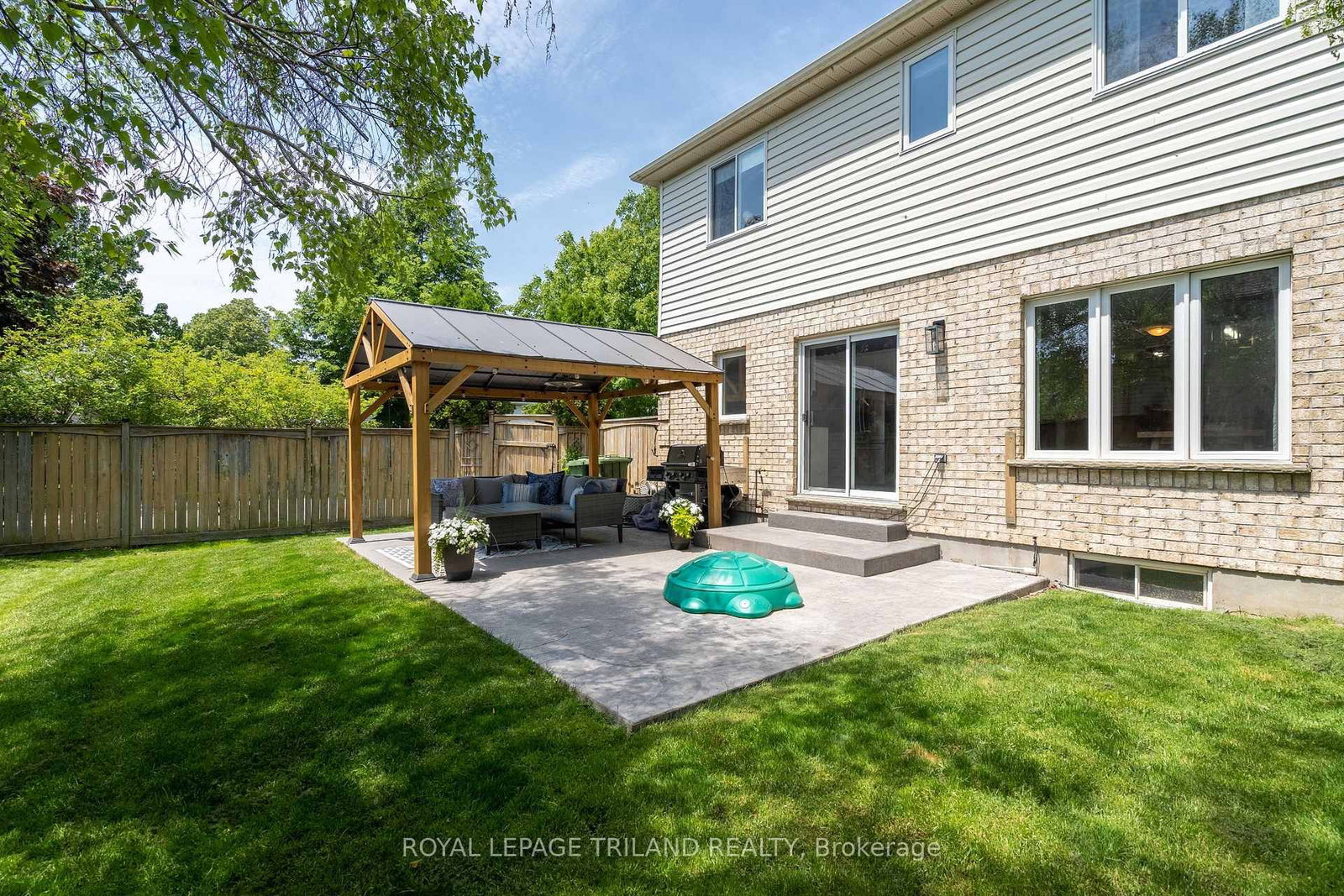18 Sifton Drive • St. Thomas, ON photo 34