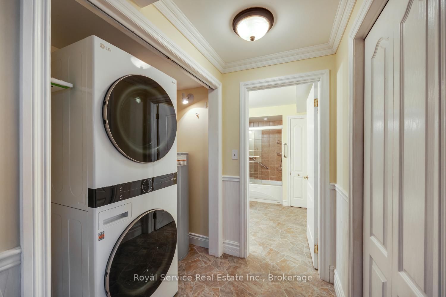 323 George Street • #103 • Cobourg, ON photo 21