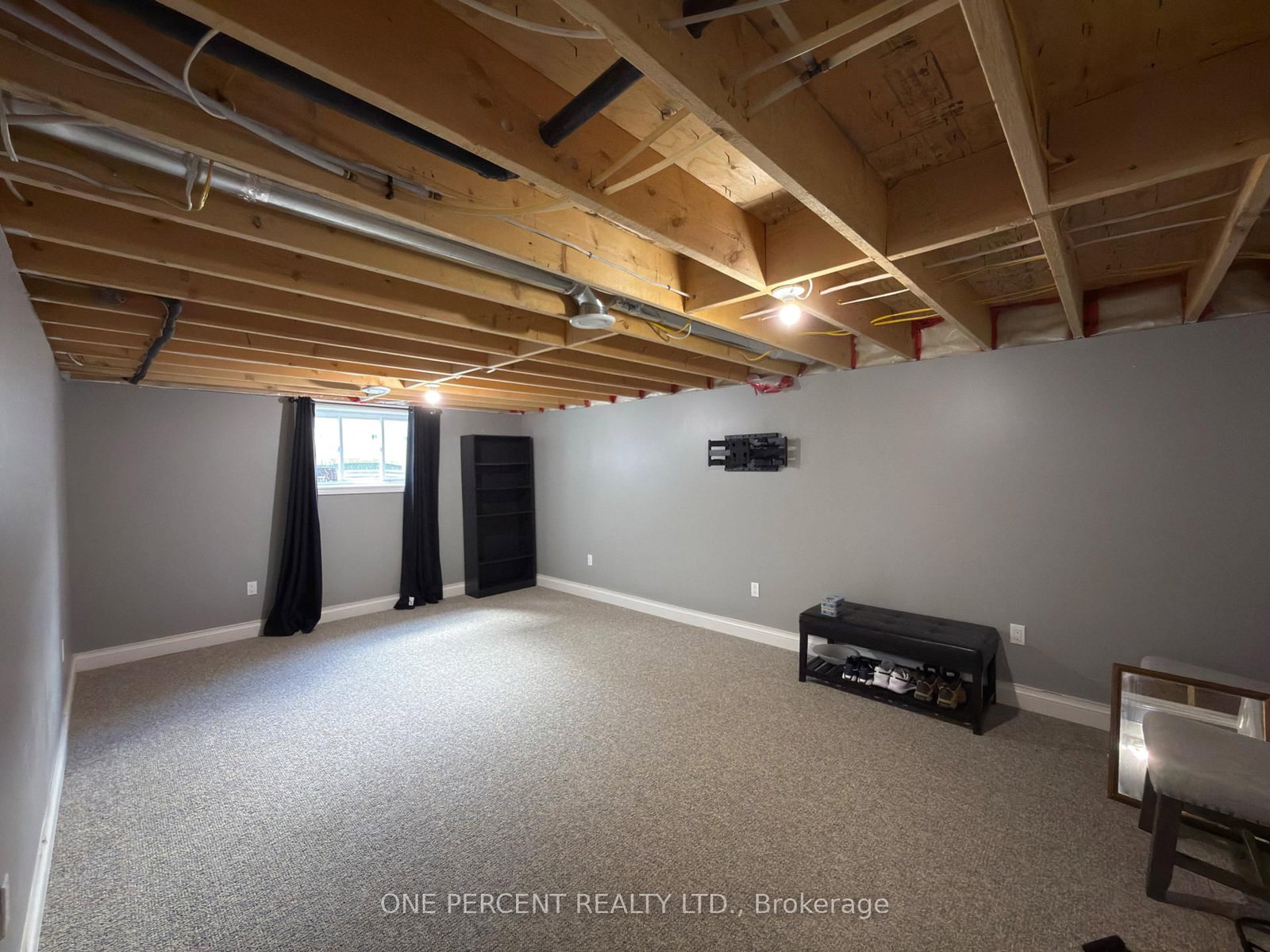9 Lyons Avenue • Welland, ON photo 11
