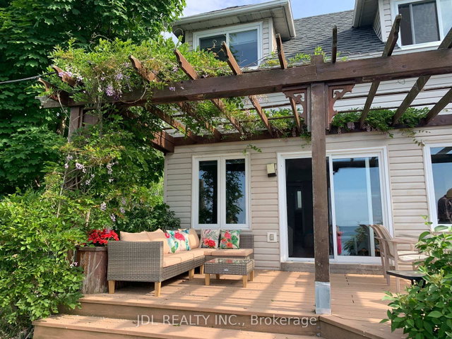 3188 Lakeshore Road