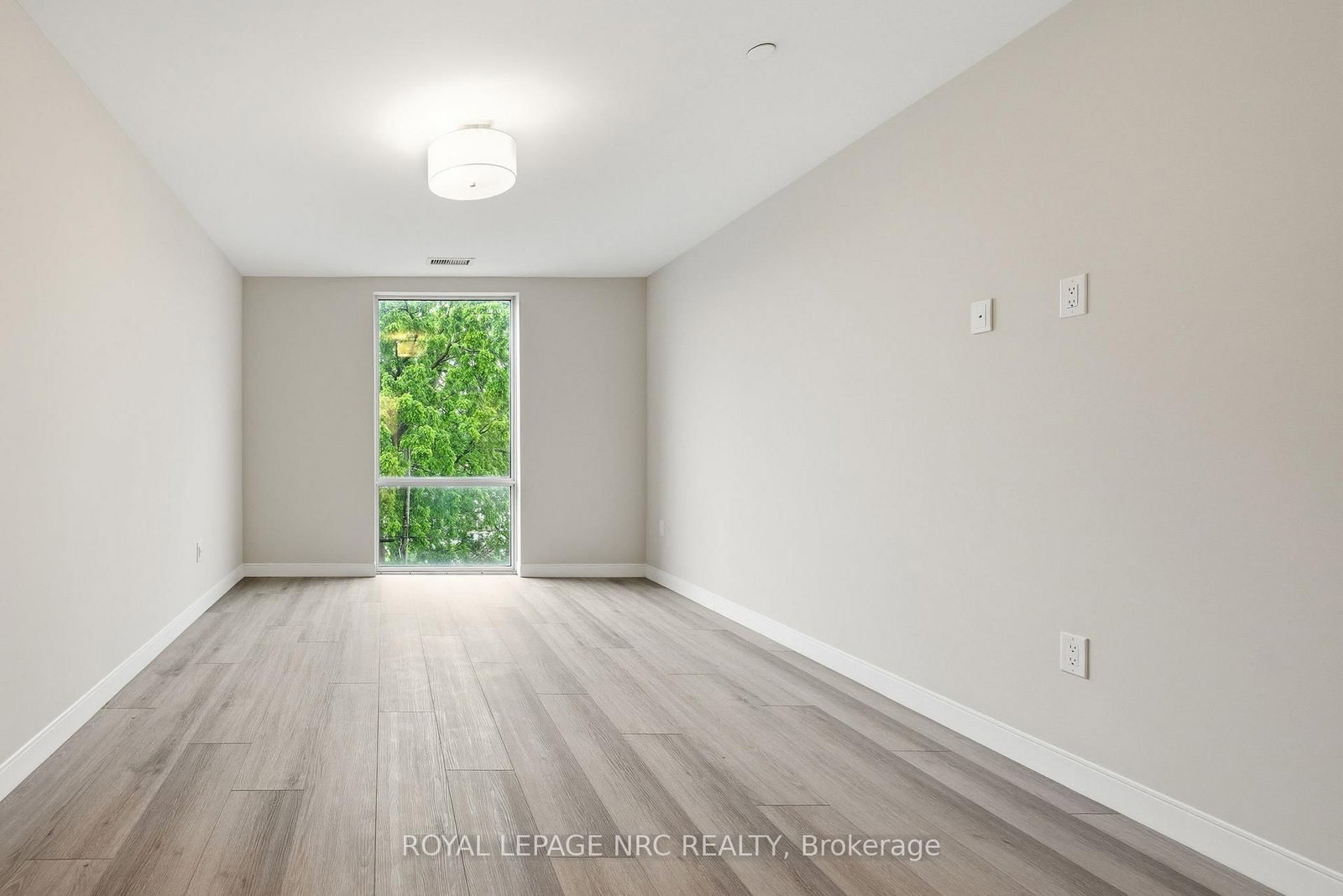 118 West Street • #304 • Port Colborne, ON photo 14
