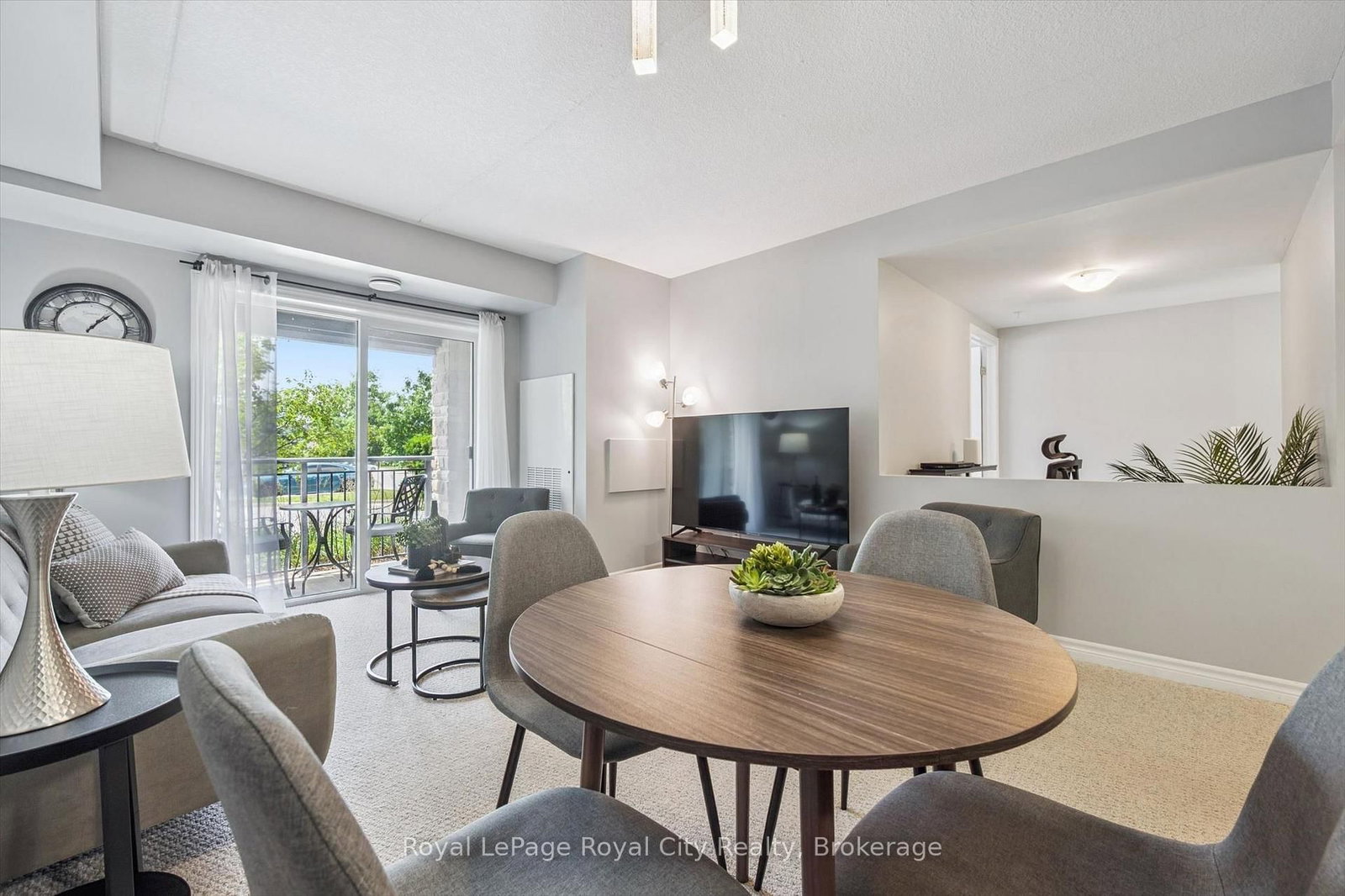 67 Kingsbury Square • #111 • Guelph, ON photo 12