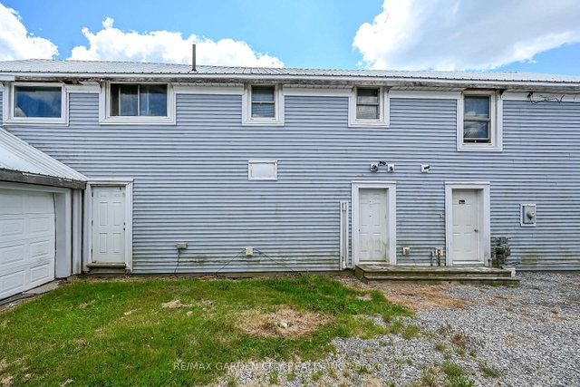 192 Townline Street N