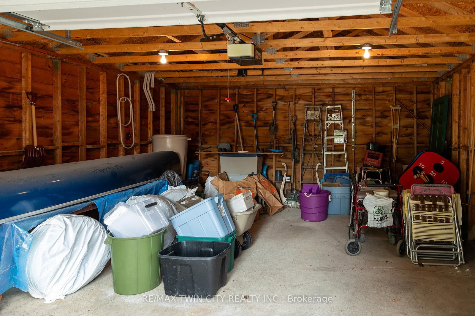 156 N MUTUAL Street • Ingersoll, ON photo 11
