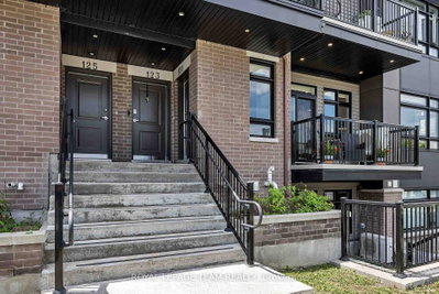 121 Fairweather Street • Ottawa, ON photo 2