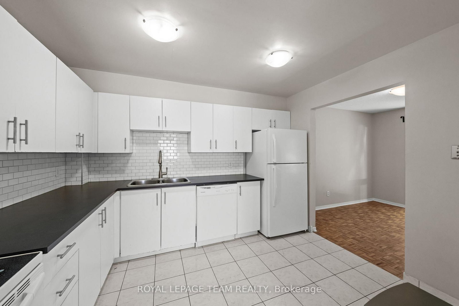 1991 Banff Avenue • Ottawa, ON photo 35
