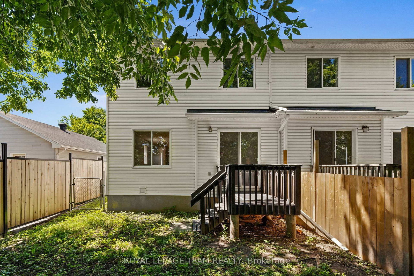 1991 Banff Avenue • Ottawa, ON photo 48