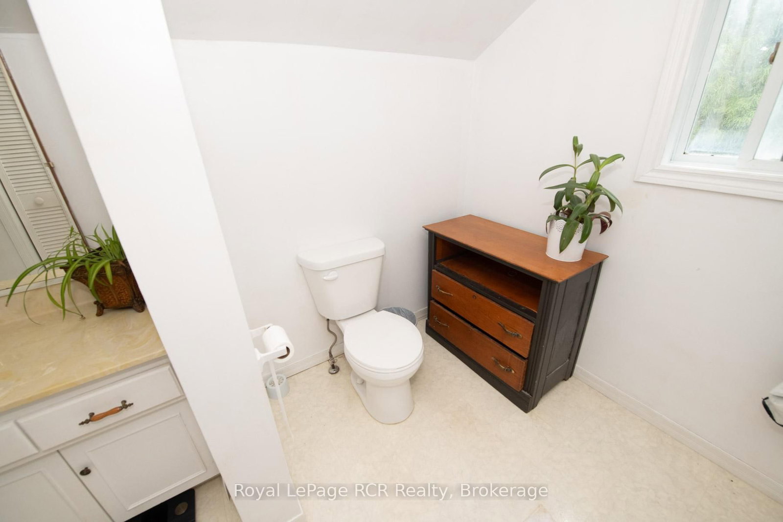 7589 HIGHWAY 89 E • Wellington North, ON photo 40