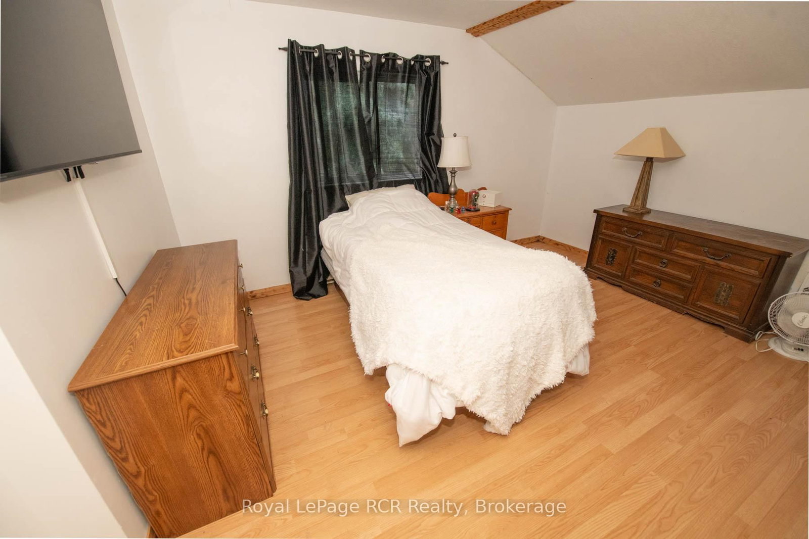 7589 HIGHWAY 89 E • Wellington North, ON photo 42