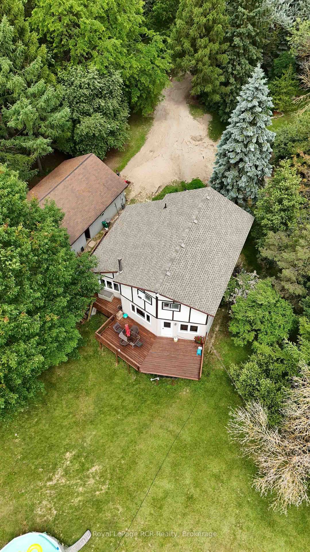 7589 HIGHWAY 89 E • Wellington North, ON photo 8