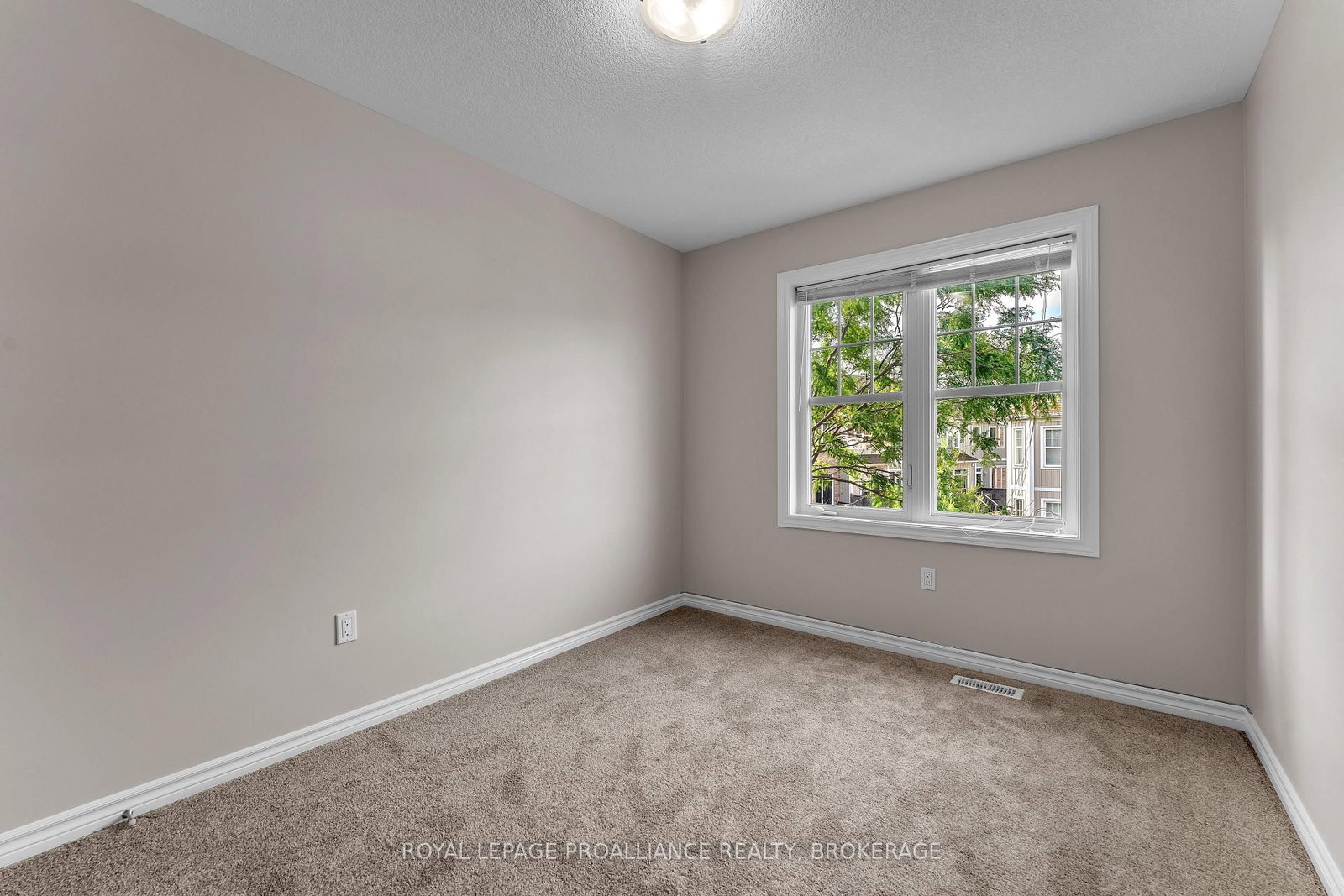 792 Newmarket Lane • Kingston, ON photo 23