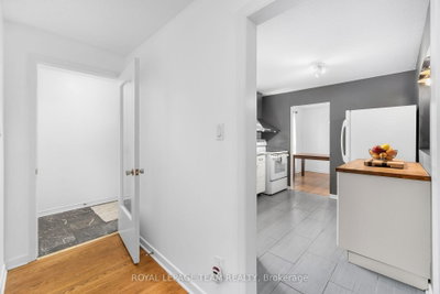 40 Woodmount Crescent • Ottawa, ON photo 4