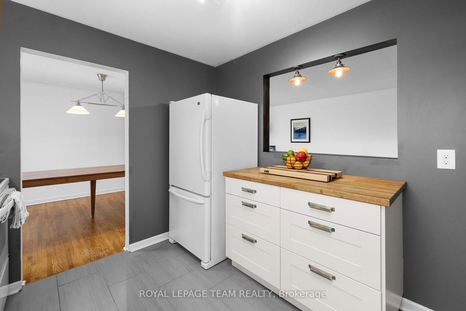 40 Woodmount Crescent • Ottawa, ON photo 6