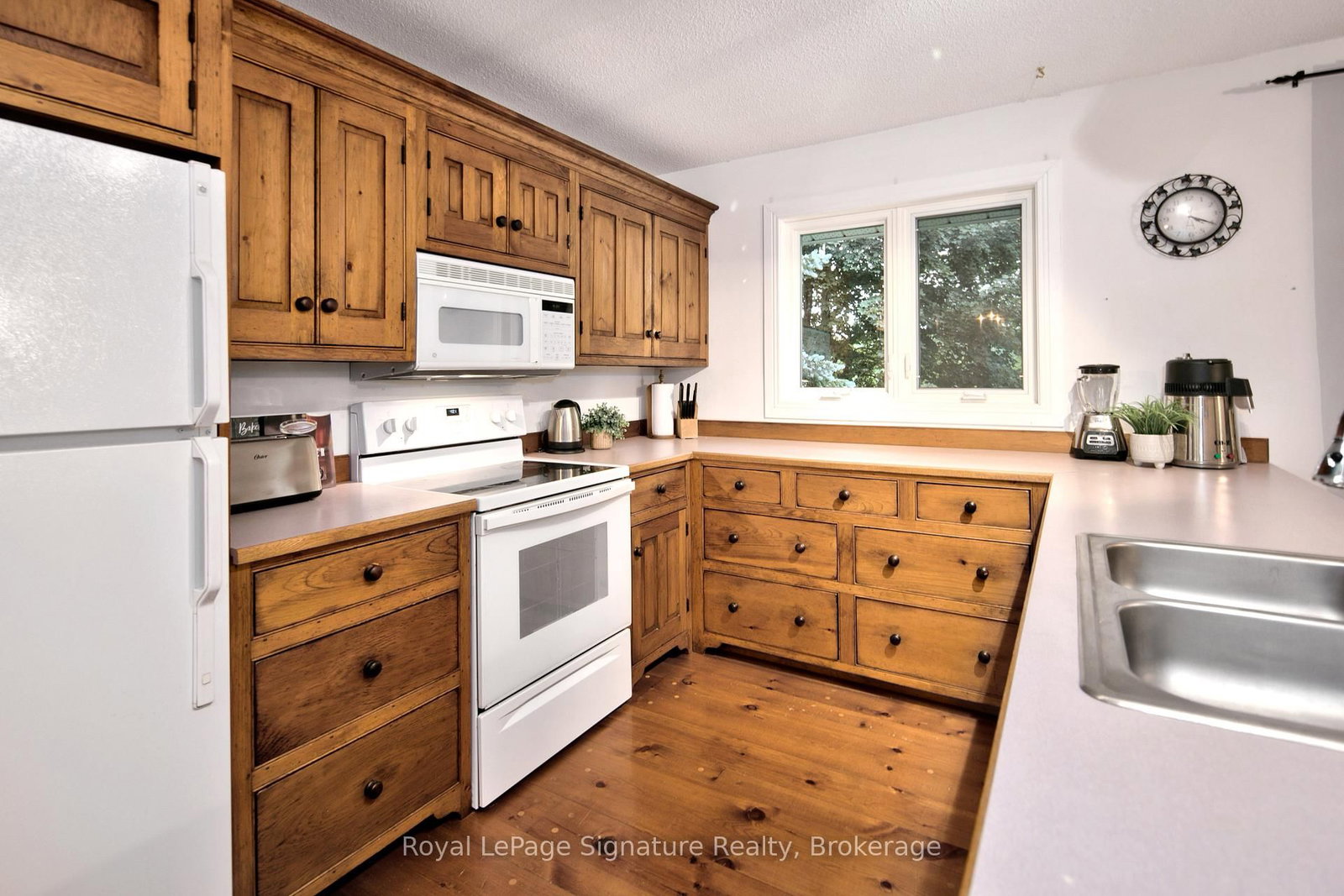 194700 Grey Road 13 Road S • Grey Highlands, ON photo 12