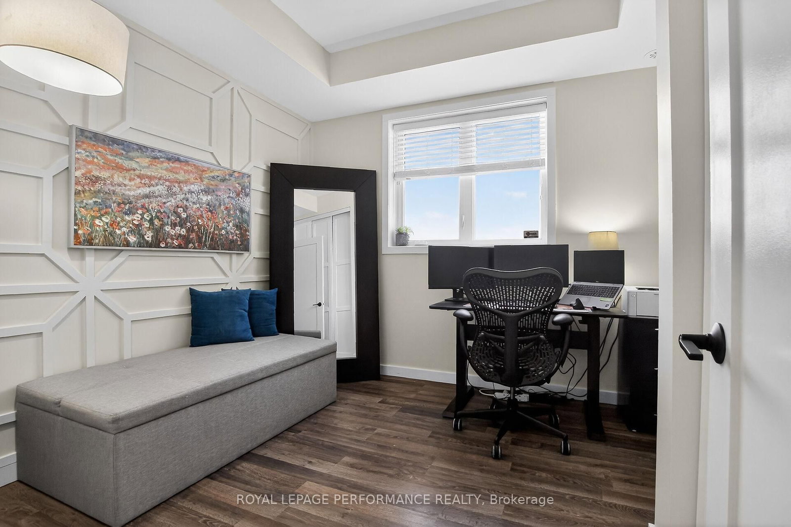 135 Harthill Way • #B • Ottawa, ON photo 31