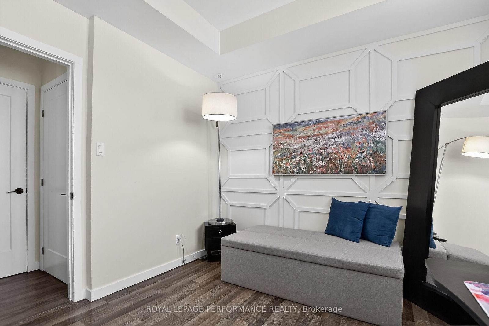 135 Harthill Way • #B • Ottawa, ON photo 34