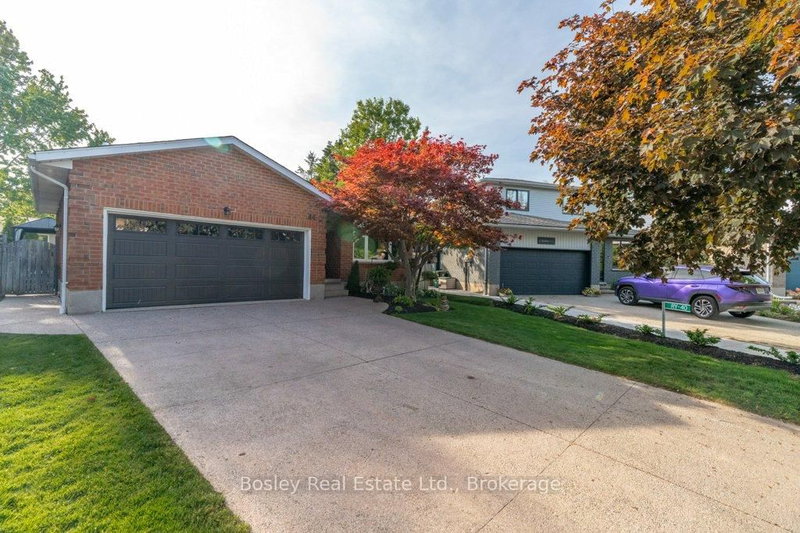 44 Windermere Court