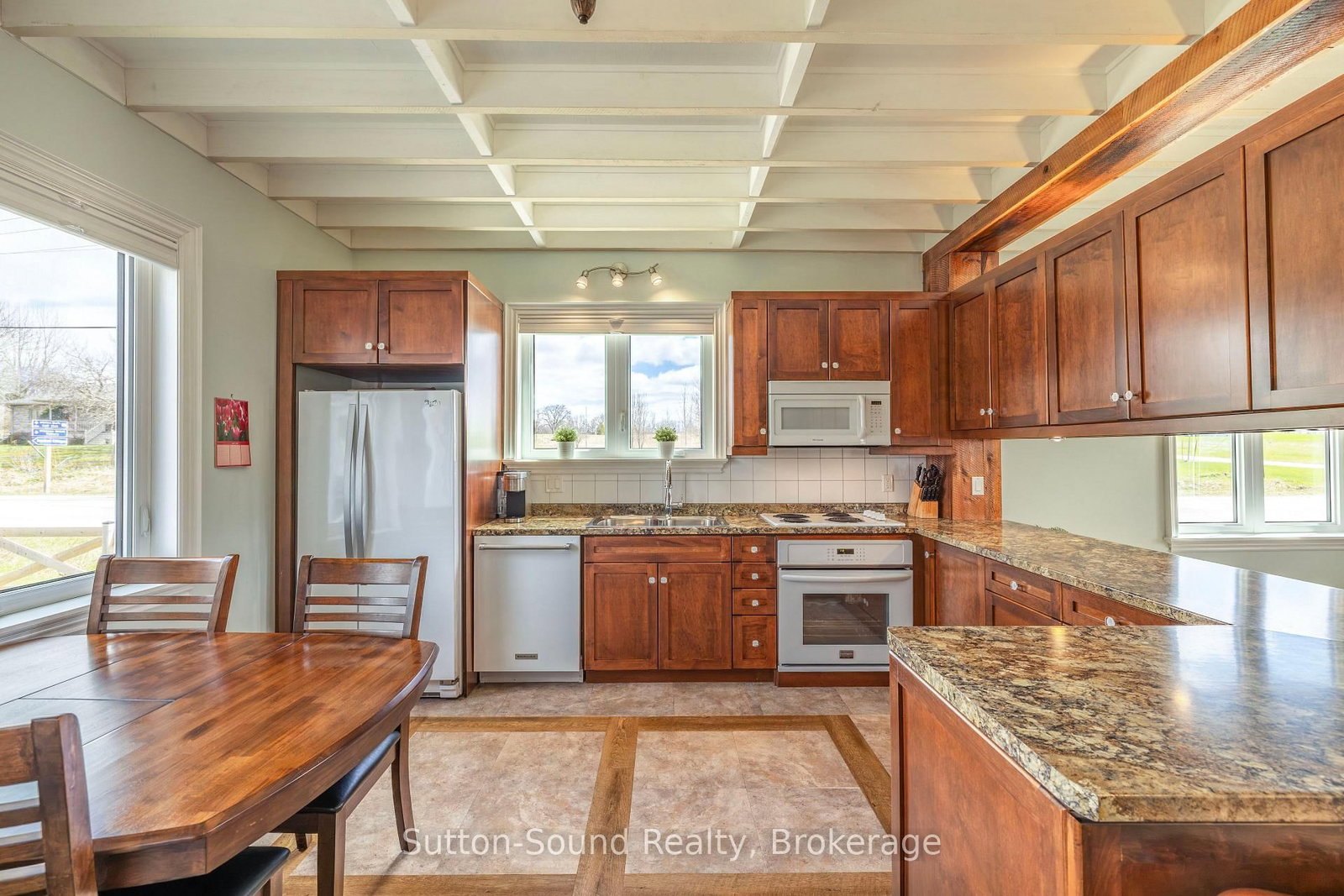 501483 Grey Road 1 Road • Georgian Bluffs, ON photo 11
