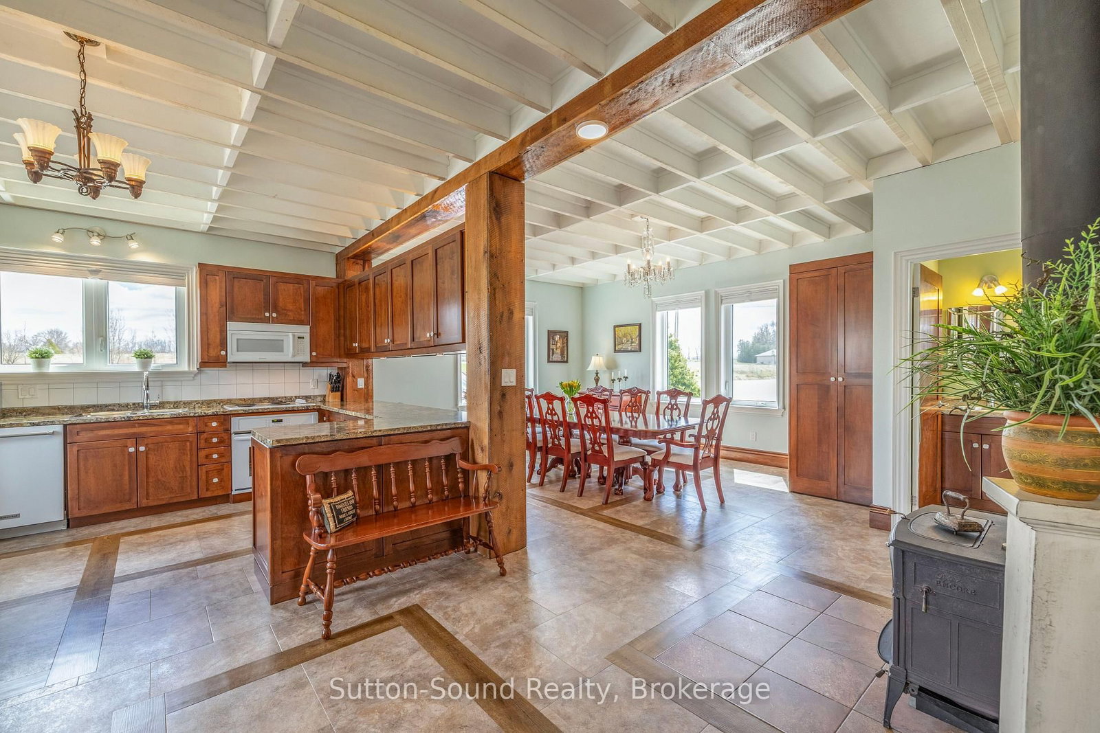 501483 Grey Road 1 Road • Georgian Bluffs, ON photo 12