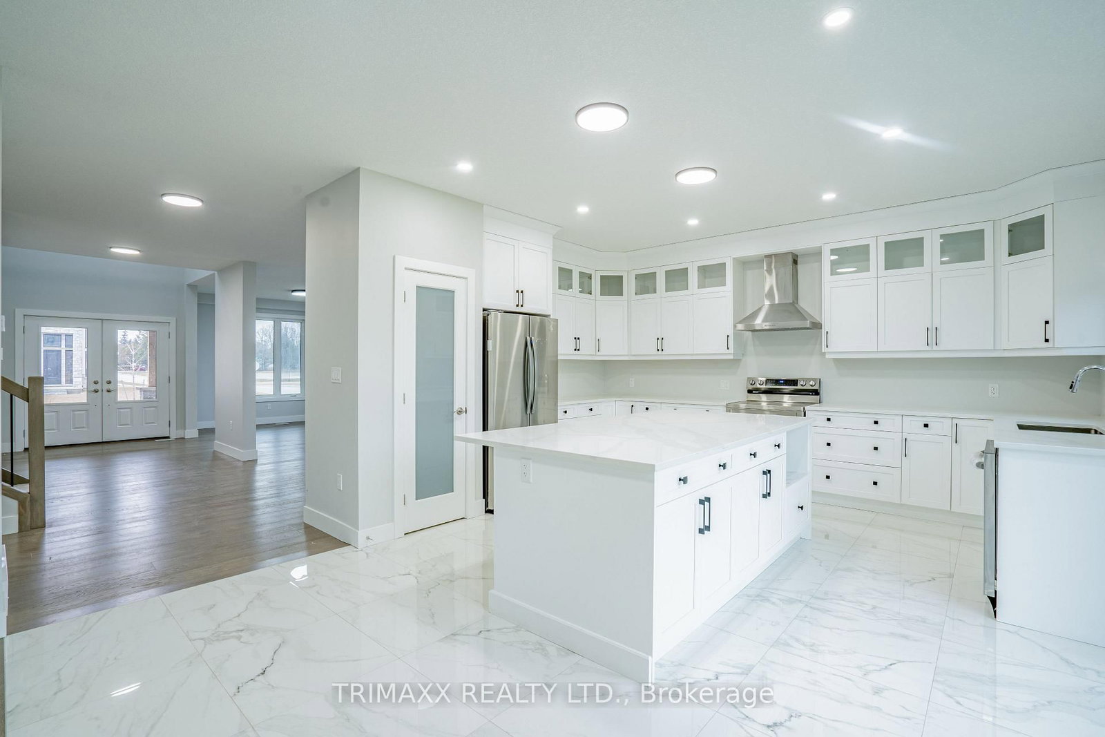 188 Foxborough Place • Thames Centre, ON photo 10