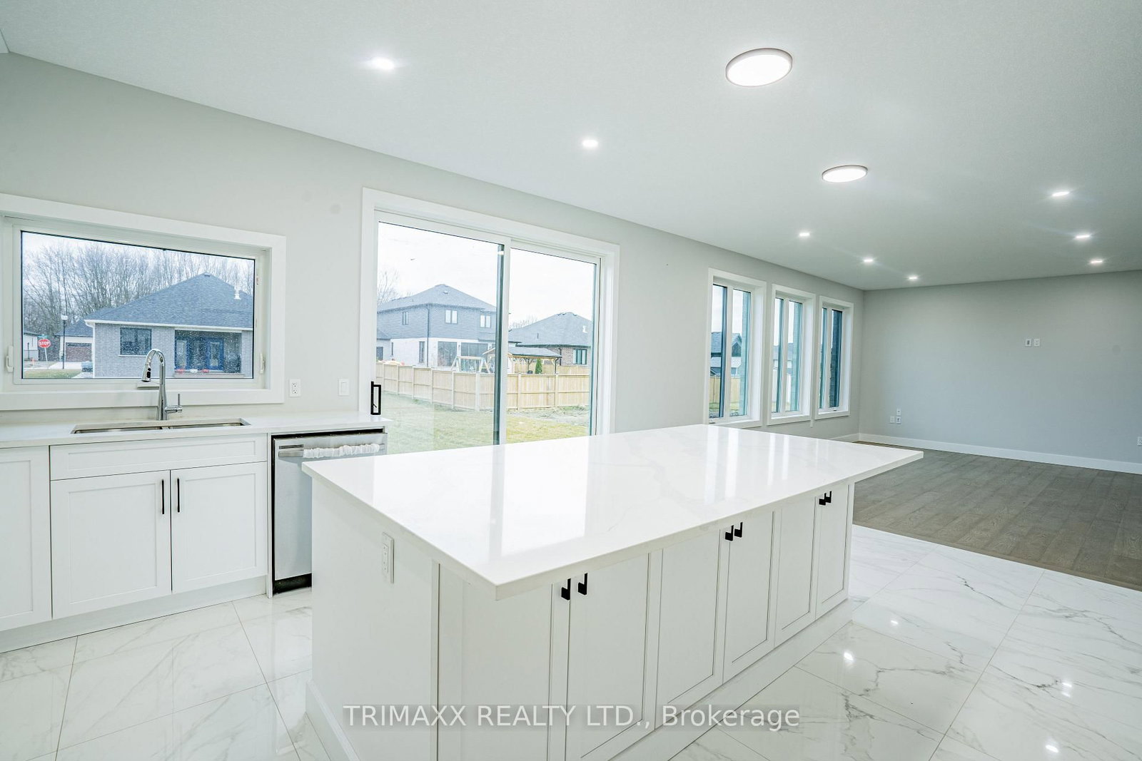 188 Foxborough Place • Thames Centre, ON photo 12