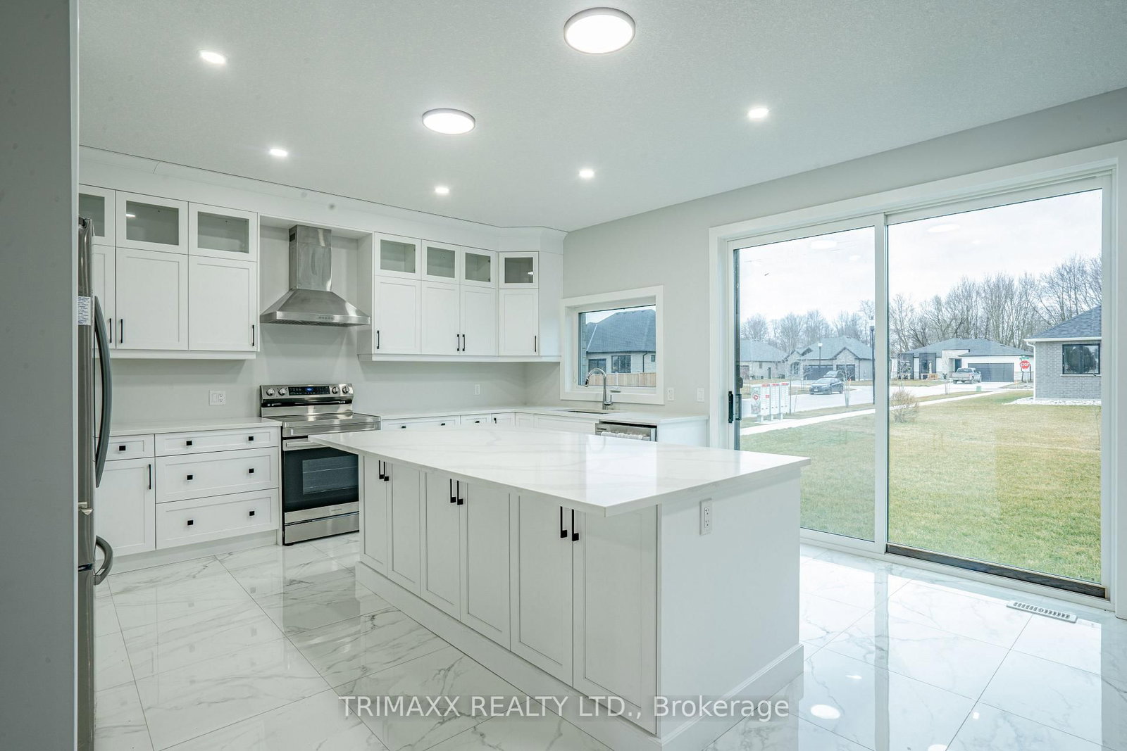 188 Foxborough Place • Thames Centre, ON photo 13