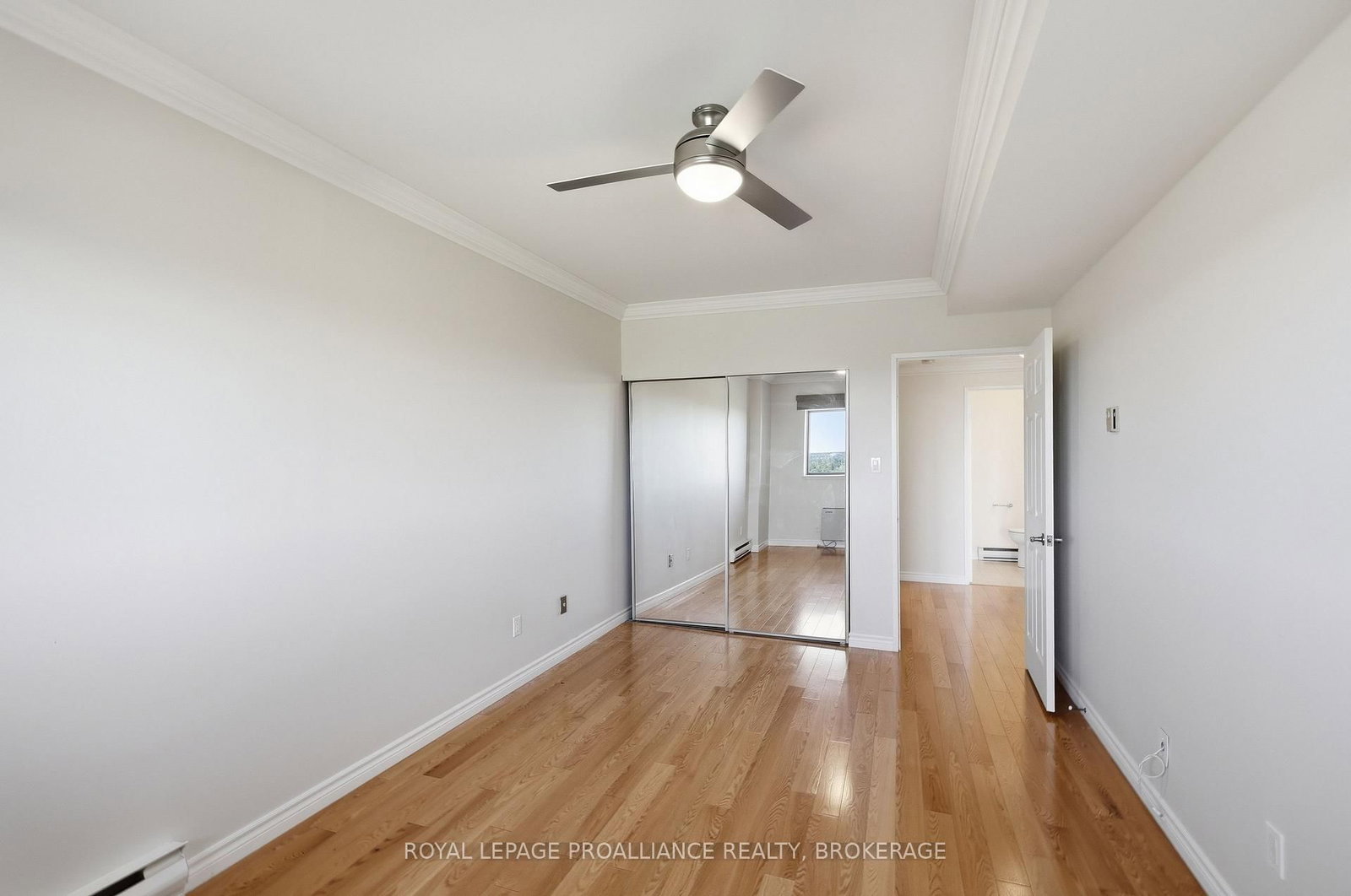 1000 King Street W • #1302 • Kingston, ON photo 33