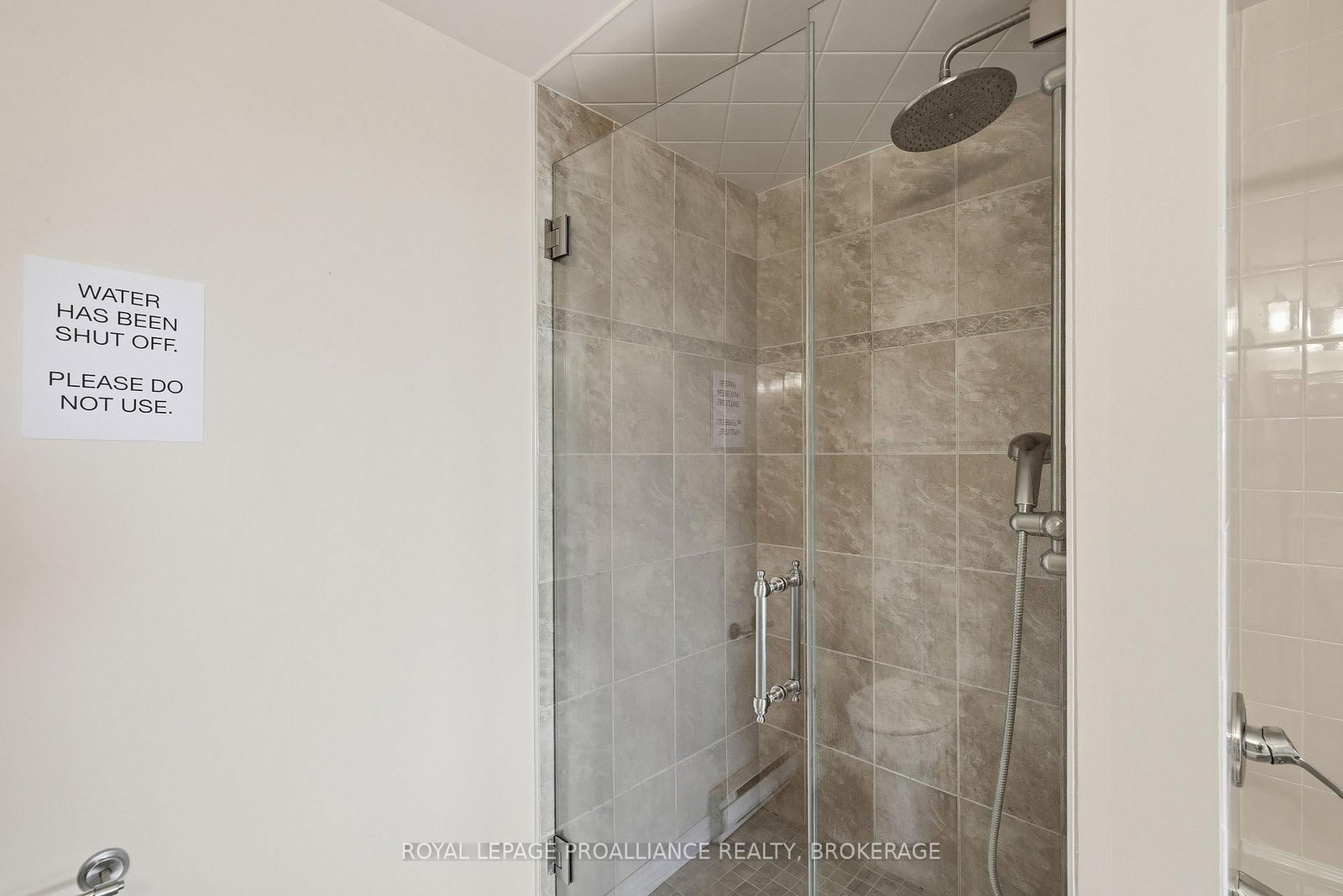 1000 King Street W • #1302 • Kingston, ON photo 38