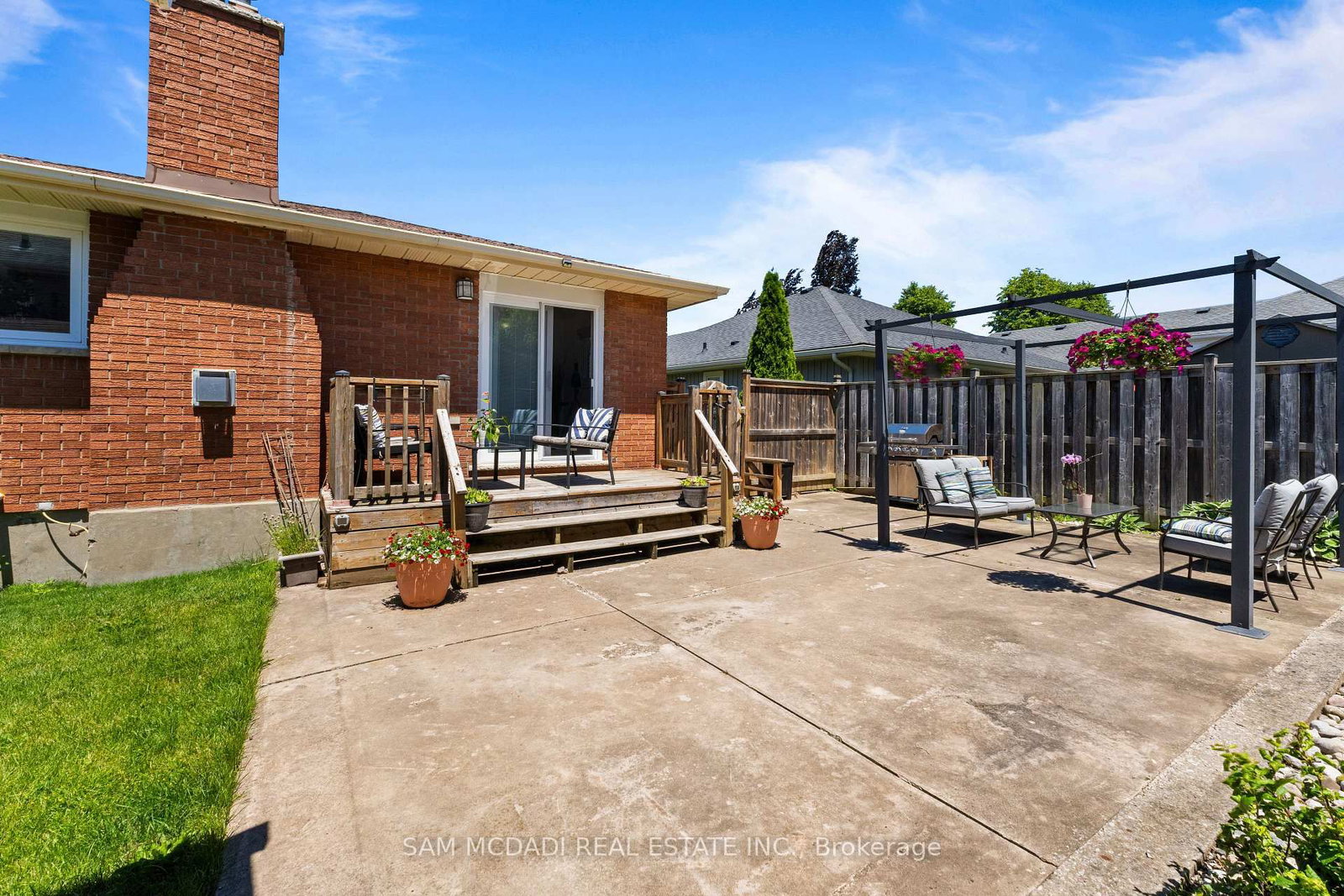 7570 Nadia Court • Niagara Falls, ON photo 29