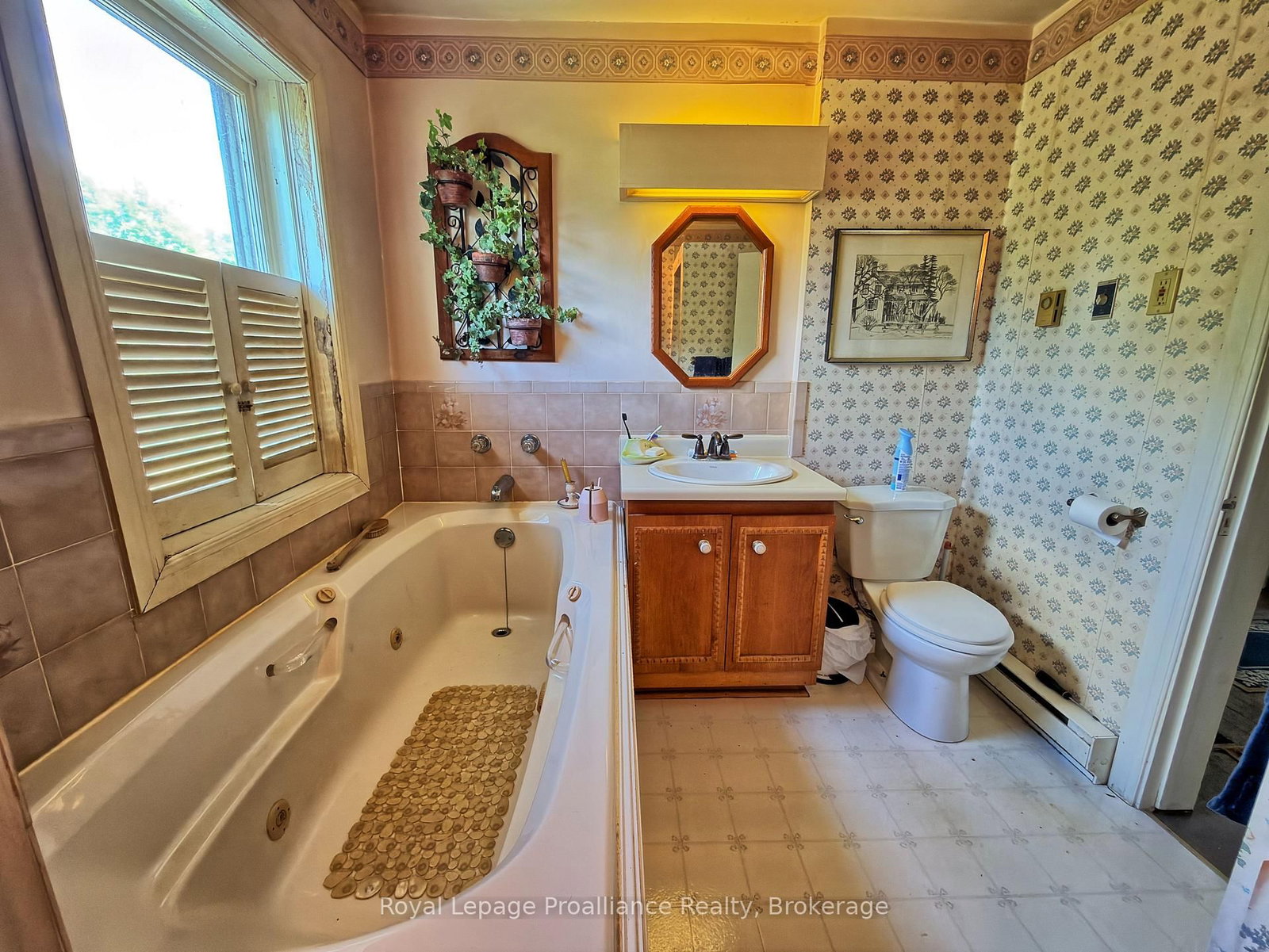 14 County Rd 2 Road • Otonabee-South Monaghan, ON photo 10