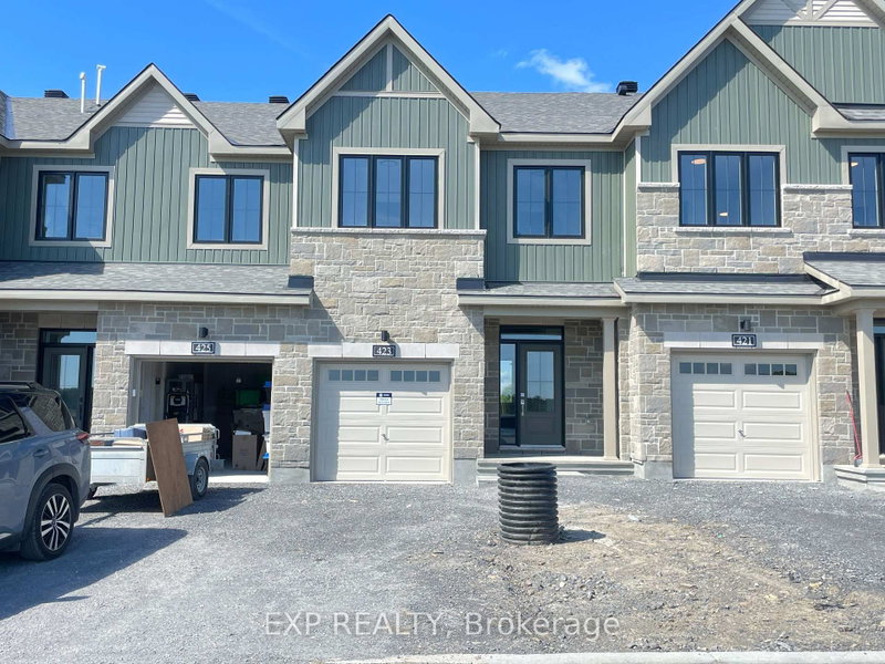 home for lease on 423 Gerry Emon Street