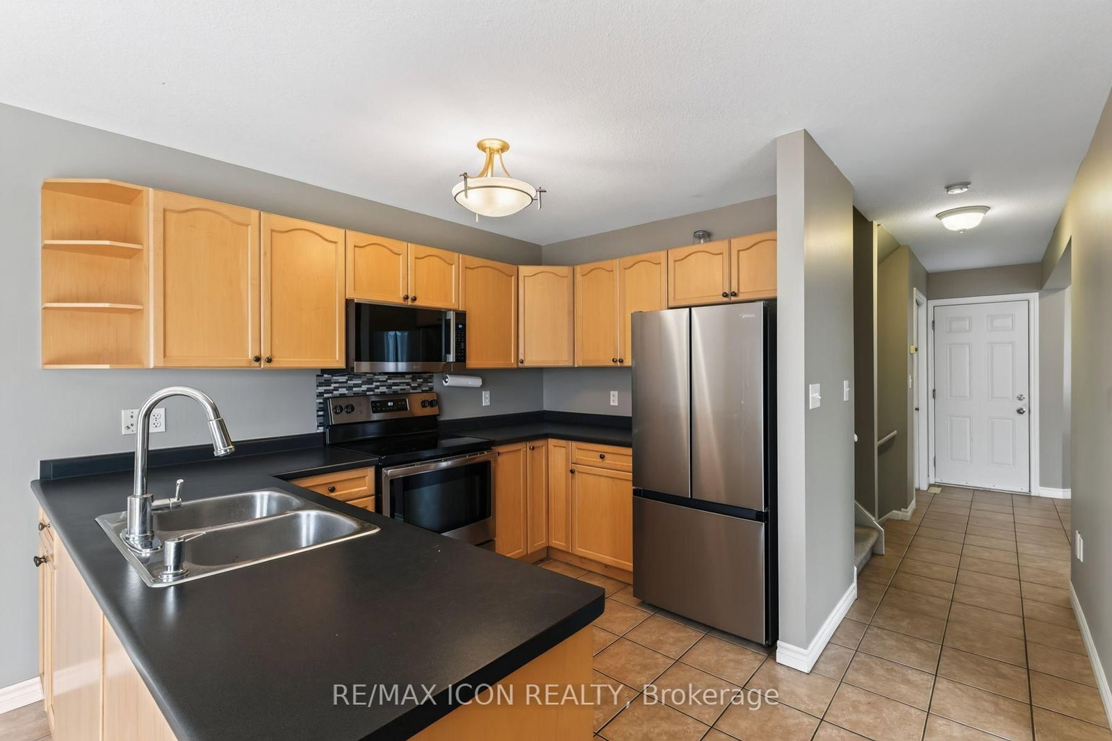 524 Ontario Street • Woodstock, ON photo 11