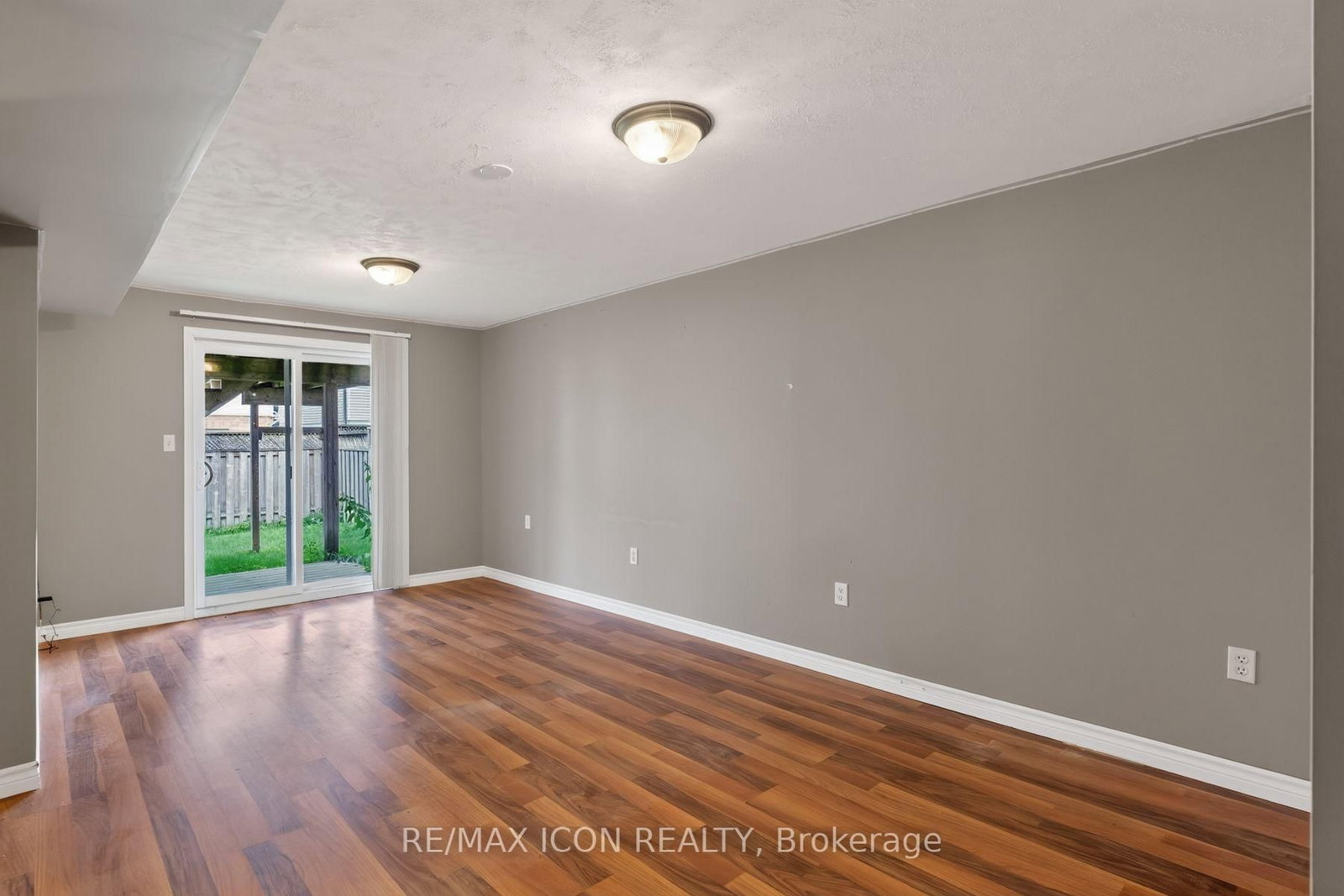 524 Ontario Street • Woodstock, ON photo 28