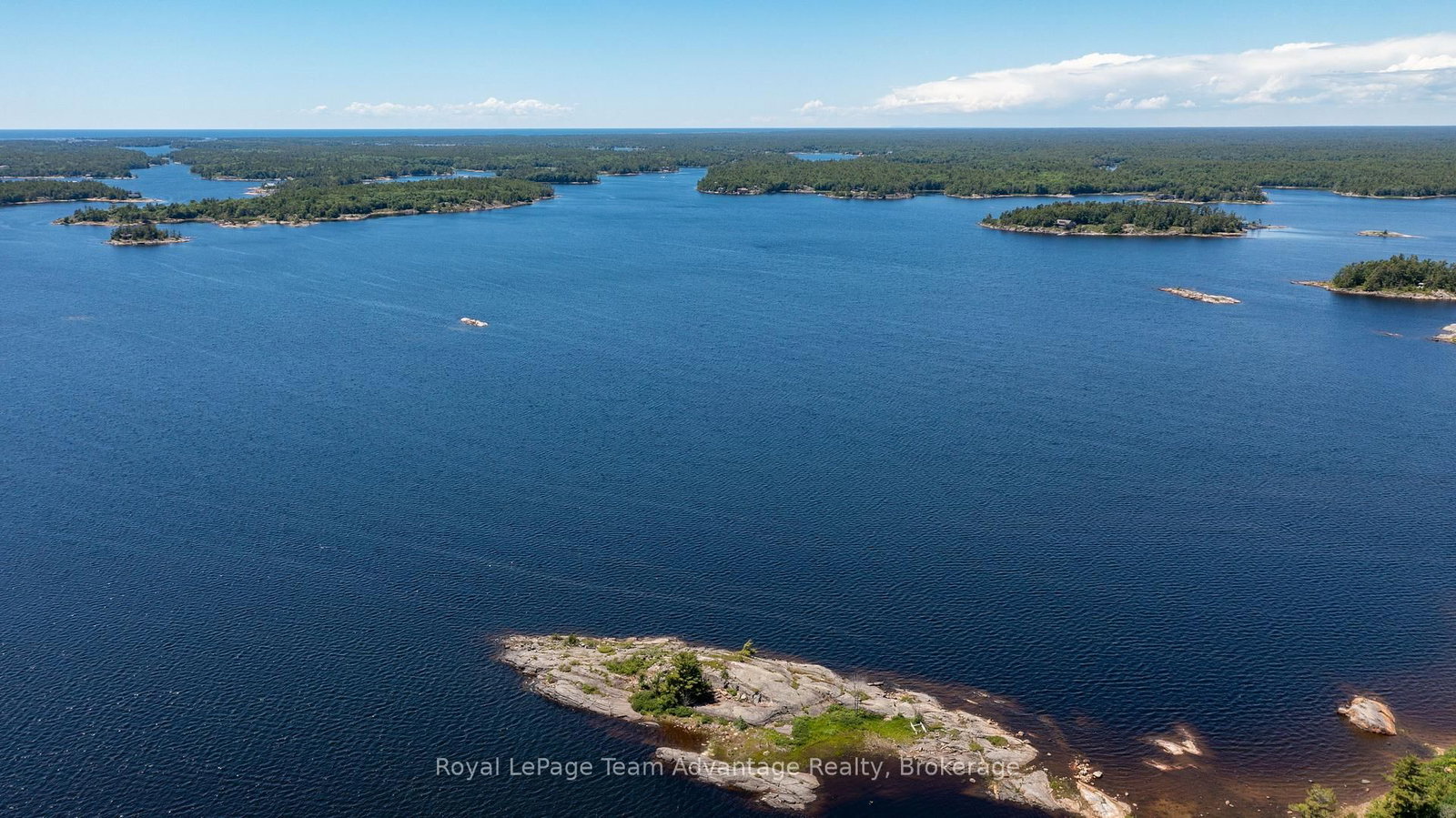 7 A60 Island • The Archipelago, ON photo 28