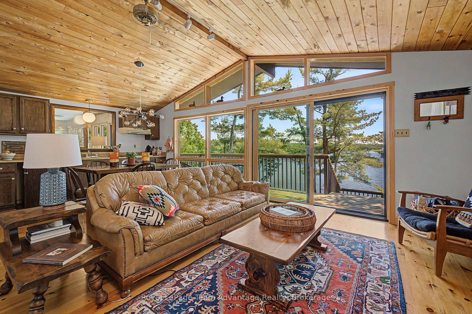 7 A60 Island • The Archipelago, ON photo 6