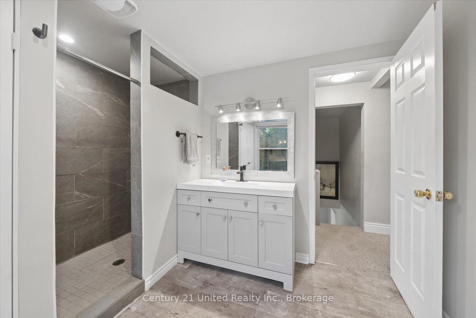 270 Rogers Street • Peterborough, ON photo 21
