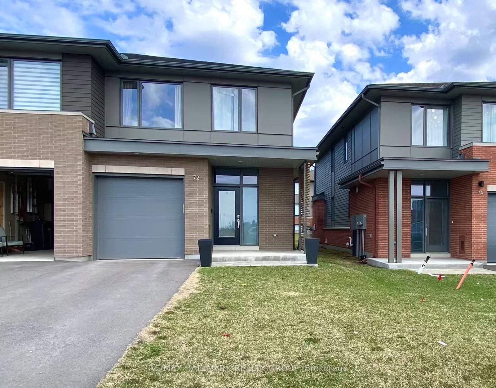 72 MICHAEL STOQUA Street W • Ottawa, ON photo 1