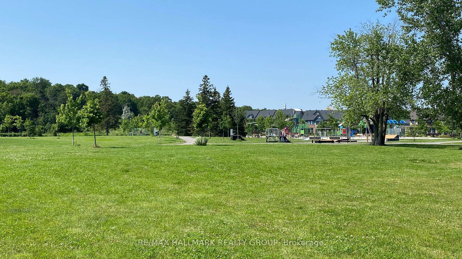 72 MICHAEL STOQUA Street W • Ottawa, ON photo 33