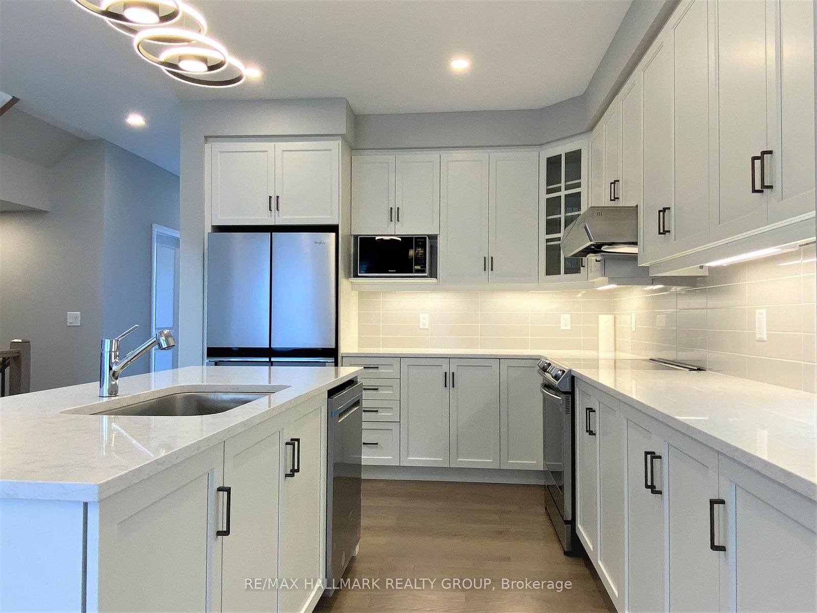 72 MICHAEL STOQUA Street W • Ottawa, ON photo 8